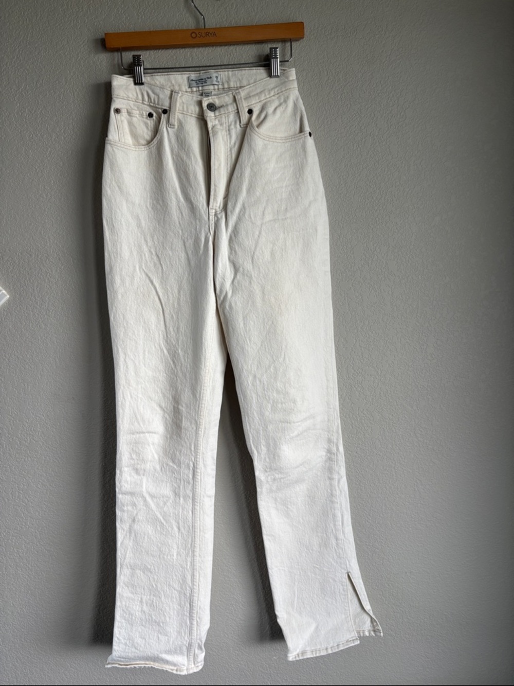 Abercrombie & Fitch Cream Ultra High Rise '90s Straight Jeans